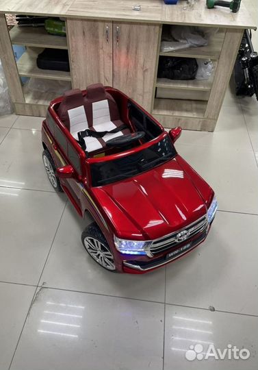 Детский электромобиль Тойота