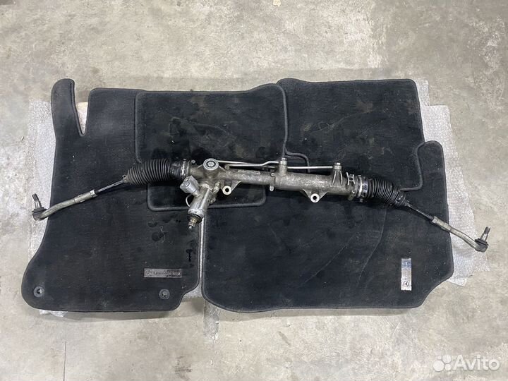 Рулевая рейка Mercedes Benz w204 левый руль ориг
