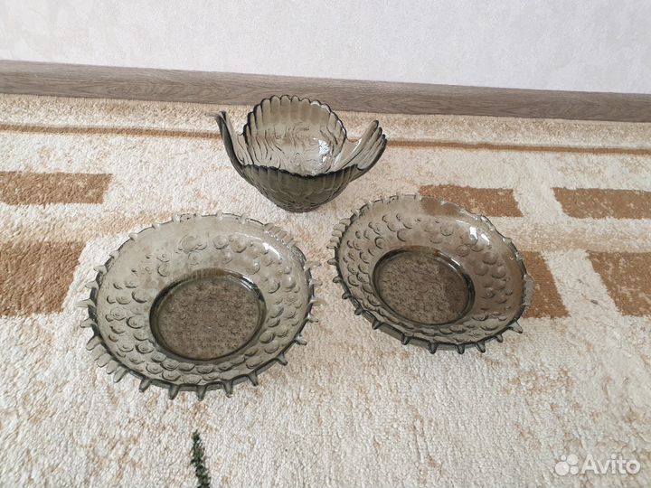 Салатик глухарь и два круглых салатника