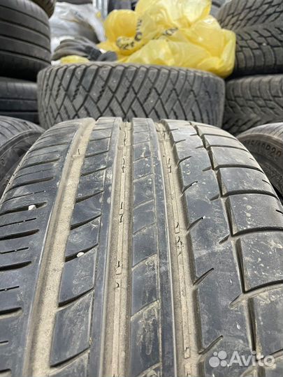 Triangle TH201 245/40 R20 100P