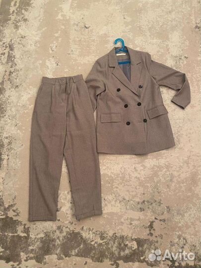 Школьный костюм для девочки