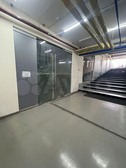 Торговая площадь, 32 м²