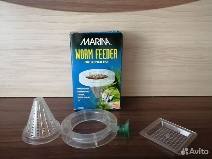 Кормушка для рыб