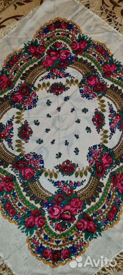 Платок шерстяной