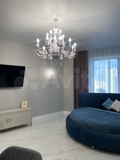 Квартира-студия, 41 м², 8/19 эт.