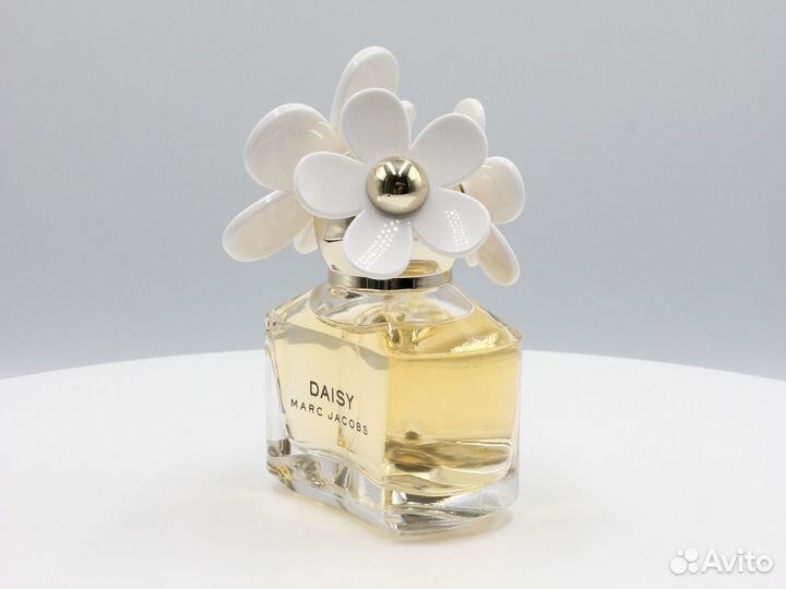 Marc Jacobs Daisy