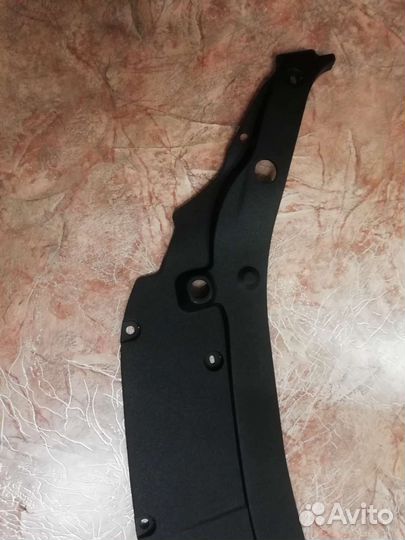 Накладка замка капота camry xv55, xv50