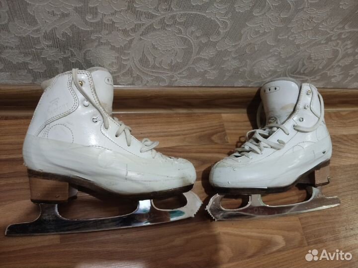 Коньки для фигурного катания профессиональные