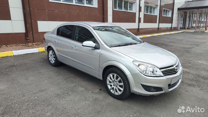 Opel Astra 1.8 AT, 2008, 197 523 км