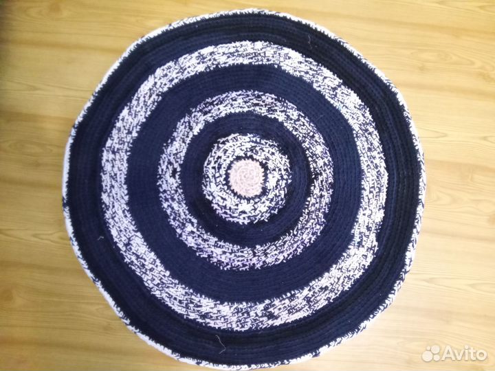 Коврики вязаные круглые и прямоугольные