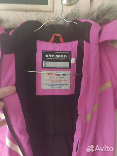 Зимний комбинезон для девочки