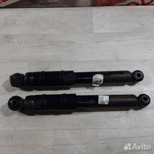 Амортизатор подвески задний Opel Astra H хэтчбек