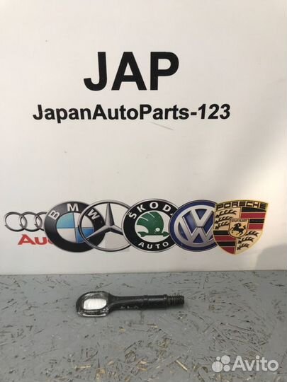 Крюк буксировочный Volkswagen Golf 1K BLF 2007