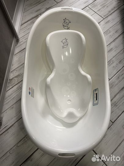 Ванночка для купания с горкой