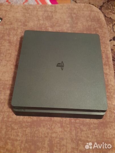 Продам ps4 slim 1tb