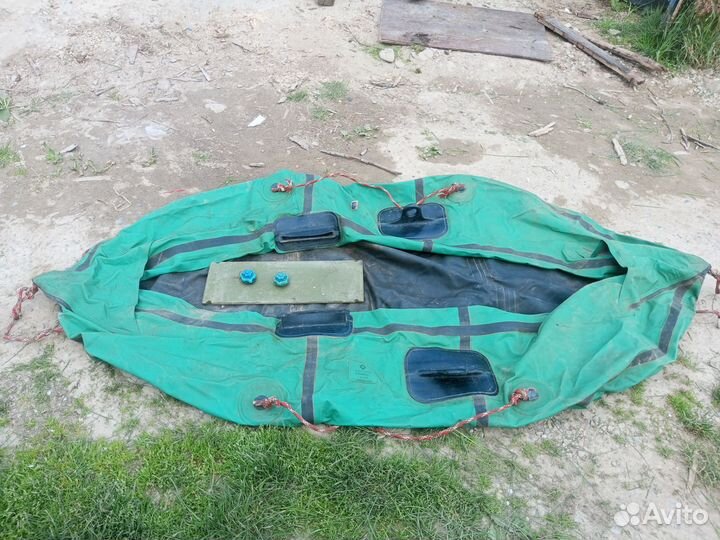 Надувная лодка