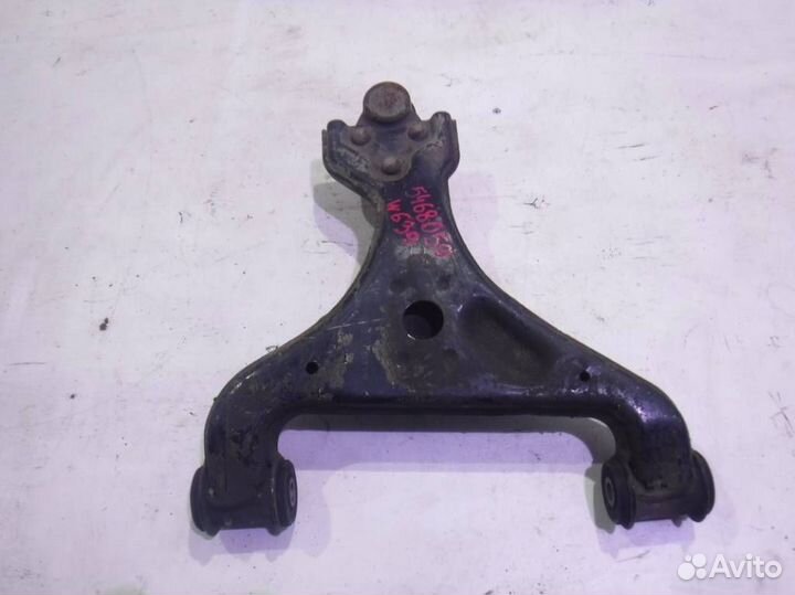 Рычаг передний правый нижний
