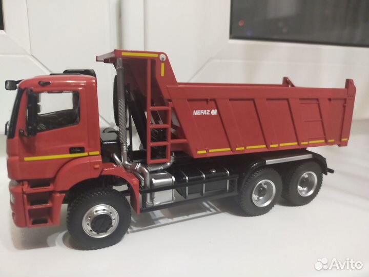 Камаз 65802-87 (S5) 1:43