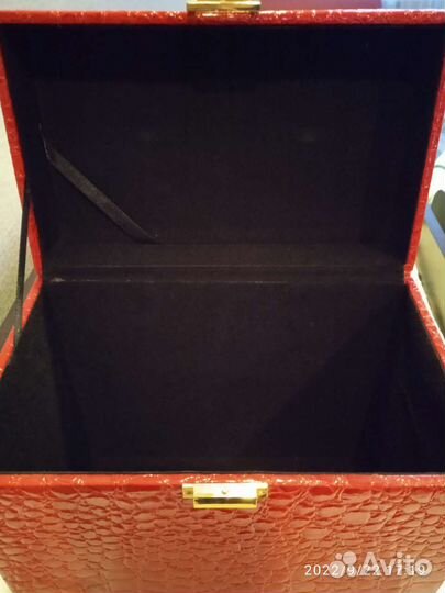 Короб для косметики