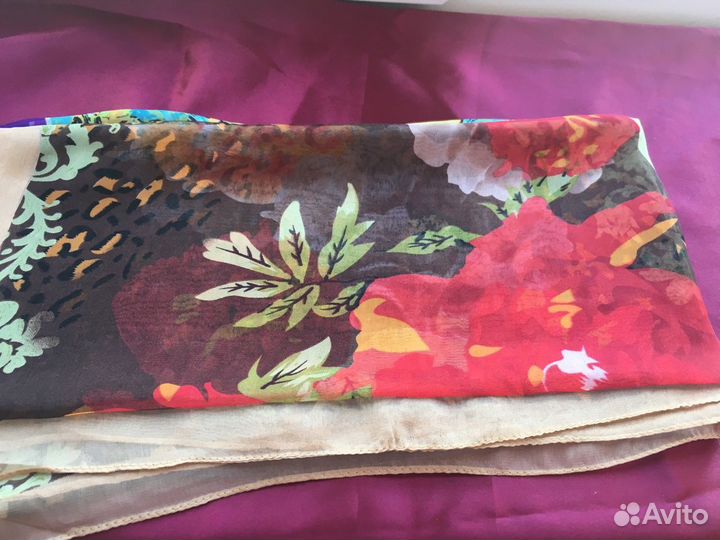 Шелковые новые платки 3 шт