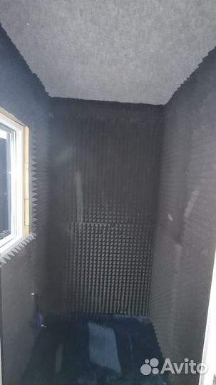 Вокальная звукоизоляционная кабина (будка )
