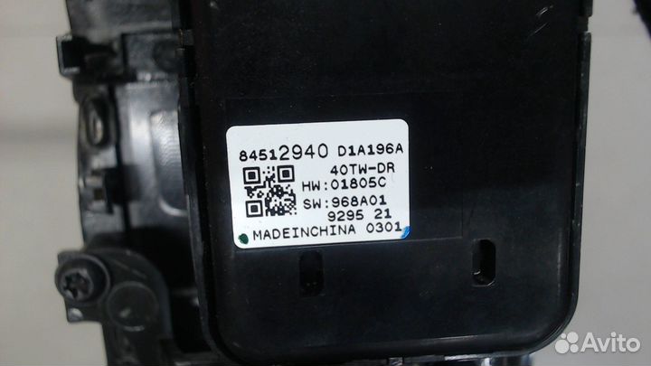 Кнопка стеклоподъемника Chevrolet Malibu 2018, 202