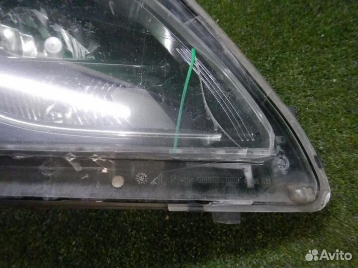 Фара правая Opel Zafira C
