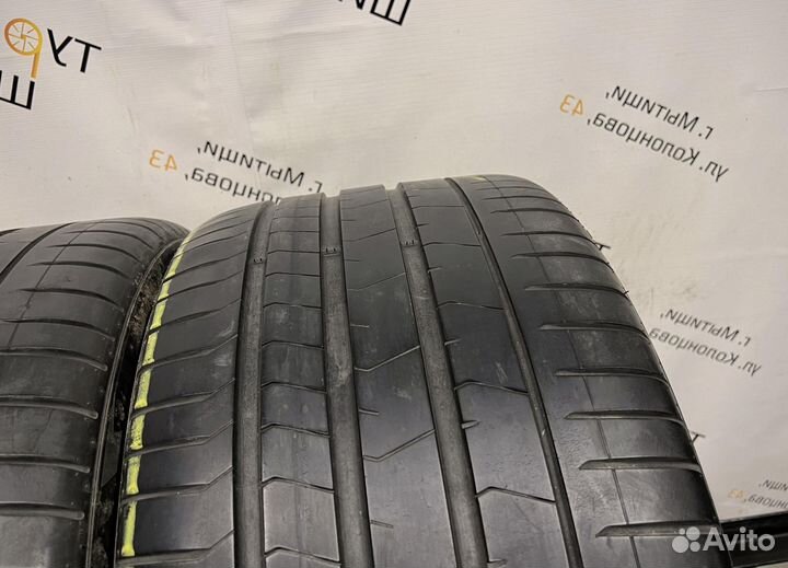 Pirelli P Zero PZ4 315/30 R22 94Y