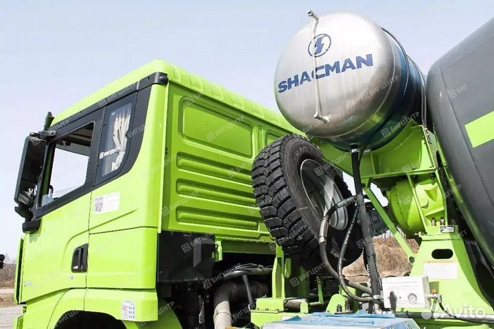 Автобетоносмеситель Shacman (Shaanxi) SX5318GJBDT326, 2023