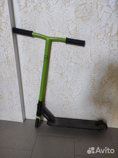 Globber Трюковый самокат GS 360 зеленый