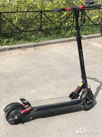 Продаю электро самокат