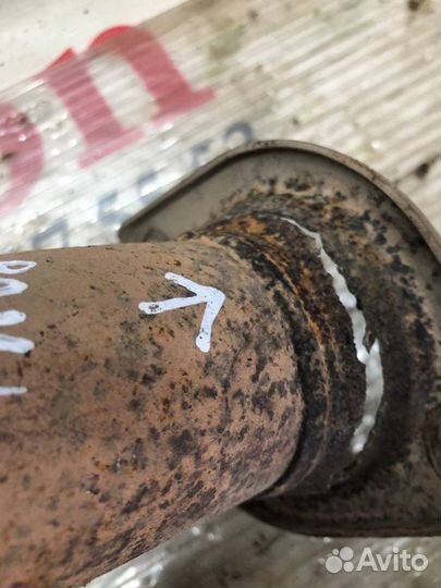 Приемная труба Toyota Rav4 xa20 00-06