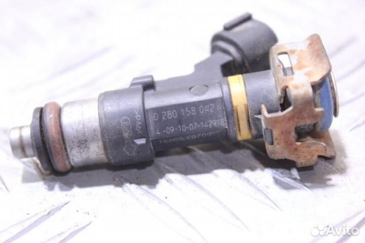 Форсунка двигателя Infiniti G 2007-2014