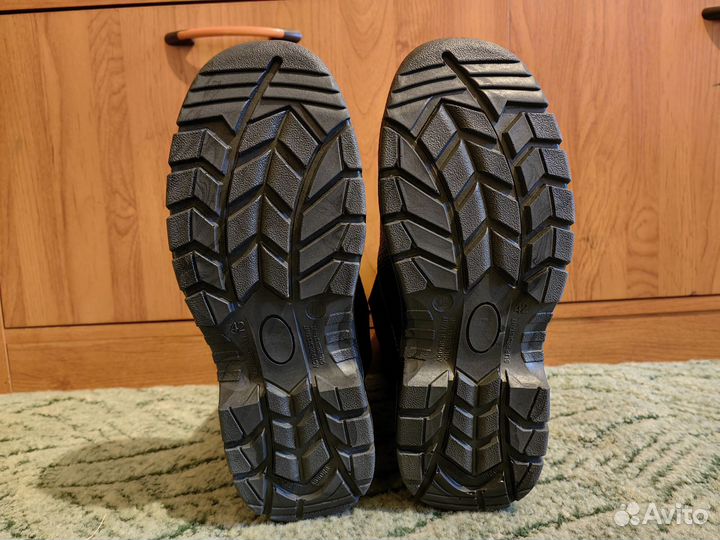 Сапоги летнии новые