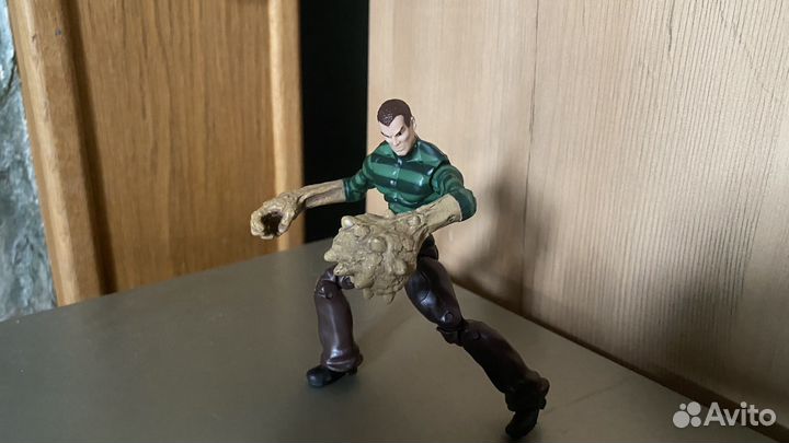 Фигурка Песочного человека от Hasbro