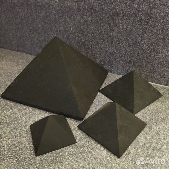 Пирамиды из шунгита. Все размеры