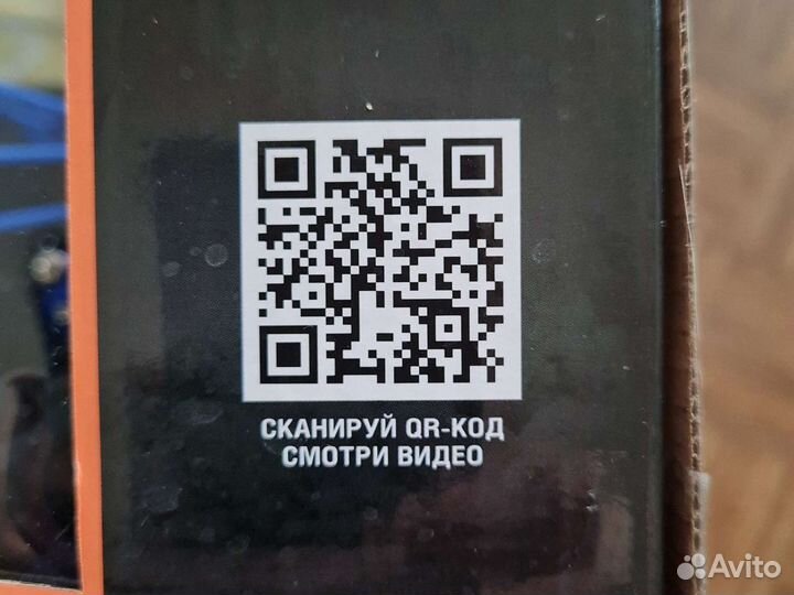 Машина плавает по воде, ездит по бездорожью на рад