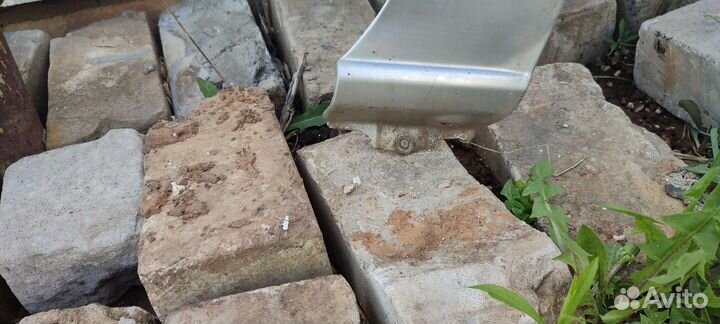 Крыло переднее правое на prado 120