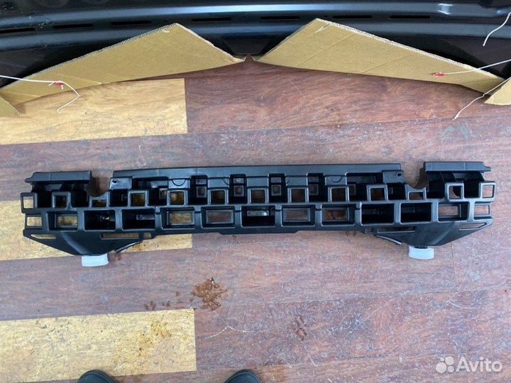 Абсорбер бампера передний Hyundai/Kia Solaris