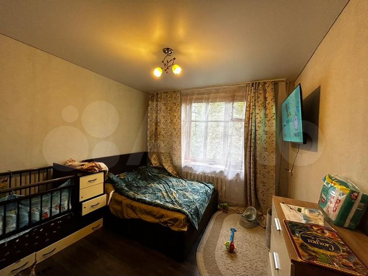 3-к. квартира, 71 м², 2/4 эт.