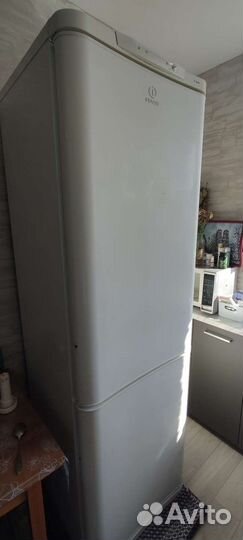 Холодильник