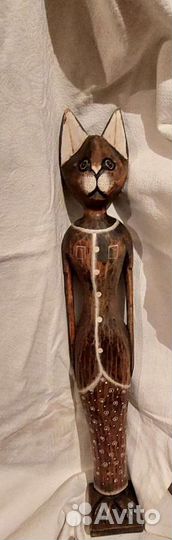 Статуэтка из дерева