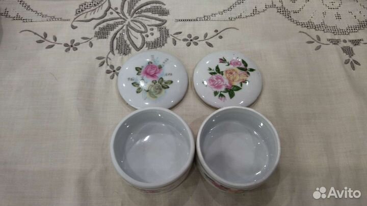 Фарфоровая шкатулка с розами. Германия