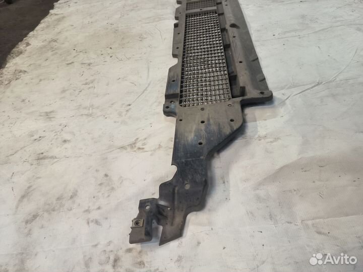 Защита днища правая Renault Megane 3