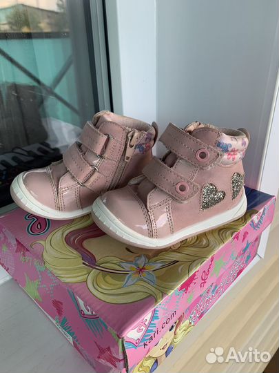Ботинки для девочки 20р