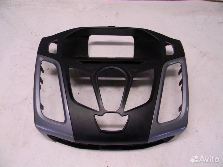 Накладка декоративная Focus III 2011