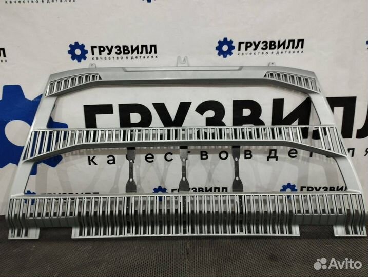 Решетка в бампер Volvo FH5 84331540