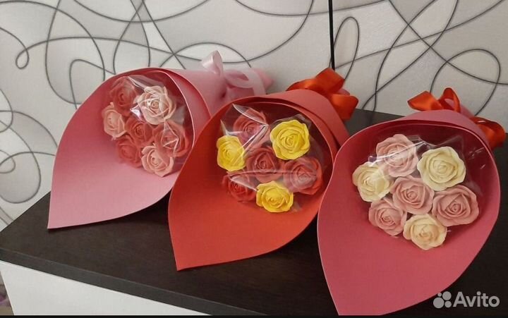 Розы, шоколад, съедобный букет, подарок любимой