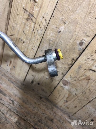 Трубка кондиционера Audi A4 B7