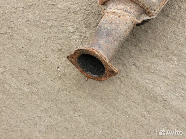 Коллектор выпускной на Volvo S80